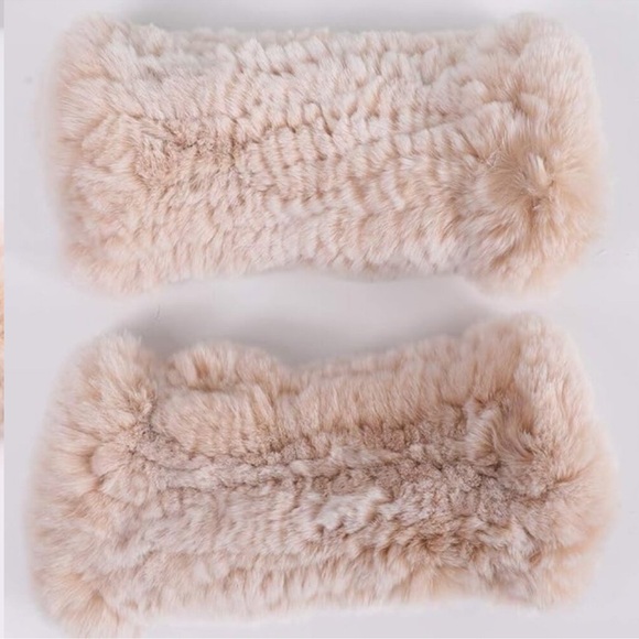 Women\'s Rabbit Fur Winter Mittens Knitted Fingerless Gloves Beige main image 3